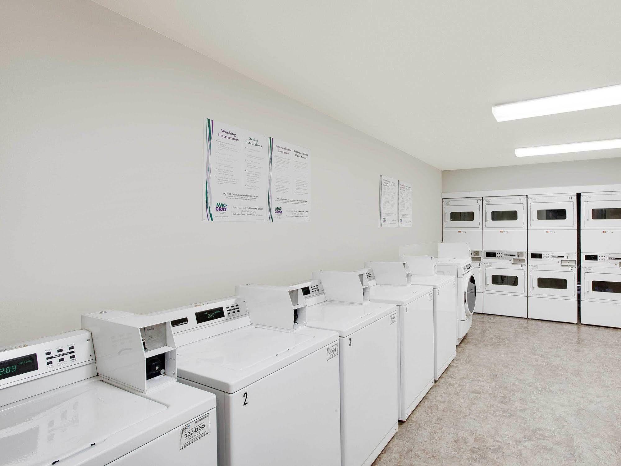 Woodspring Suites Lake Charles Luaran gambar